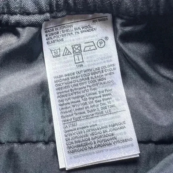 Banana Republic Elastic Waist Crop Slim Pants - Picture 8 of 9